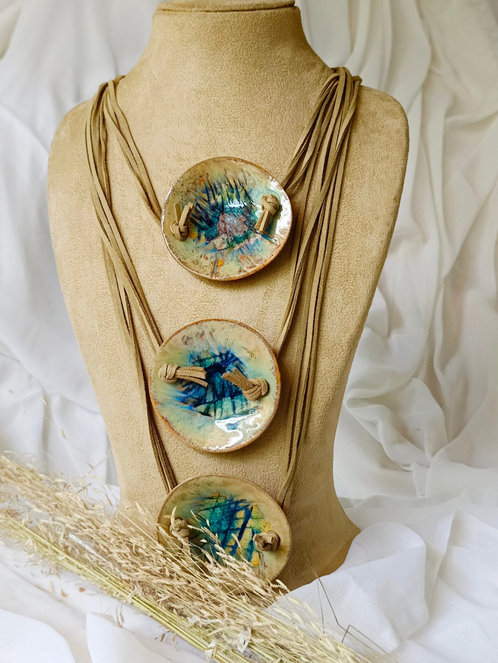 Zehra Beige and turquoise